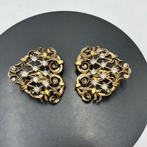 Jose‎ Maria Barrera for Avon Antoinette Gold Tone Scroll Heart Clip On Earrings
